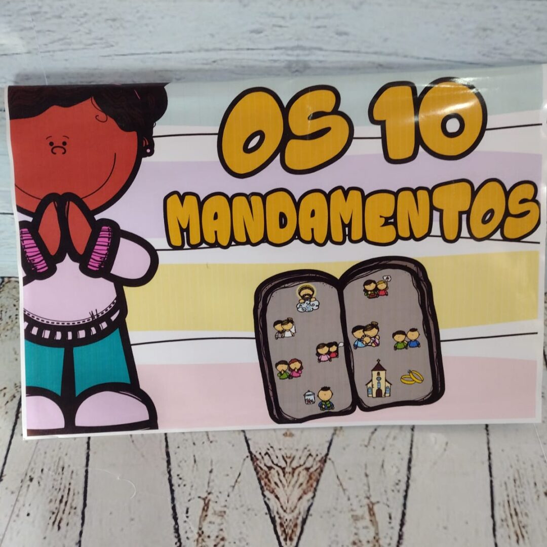 LIVRO 3D - OS 10 MANDAMENTOS